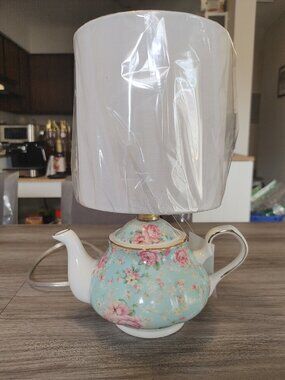 Karma Home - Cute Green and Pink Floral Teacup Lamp Brand New Tiktok Viral